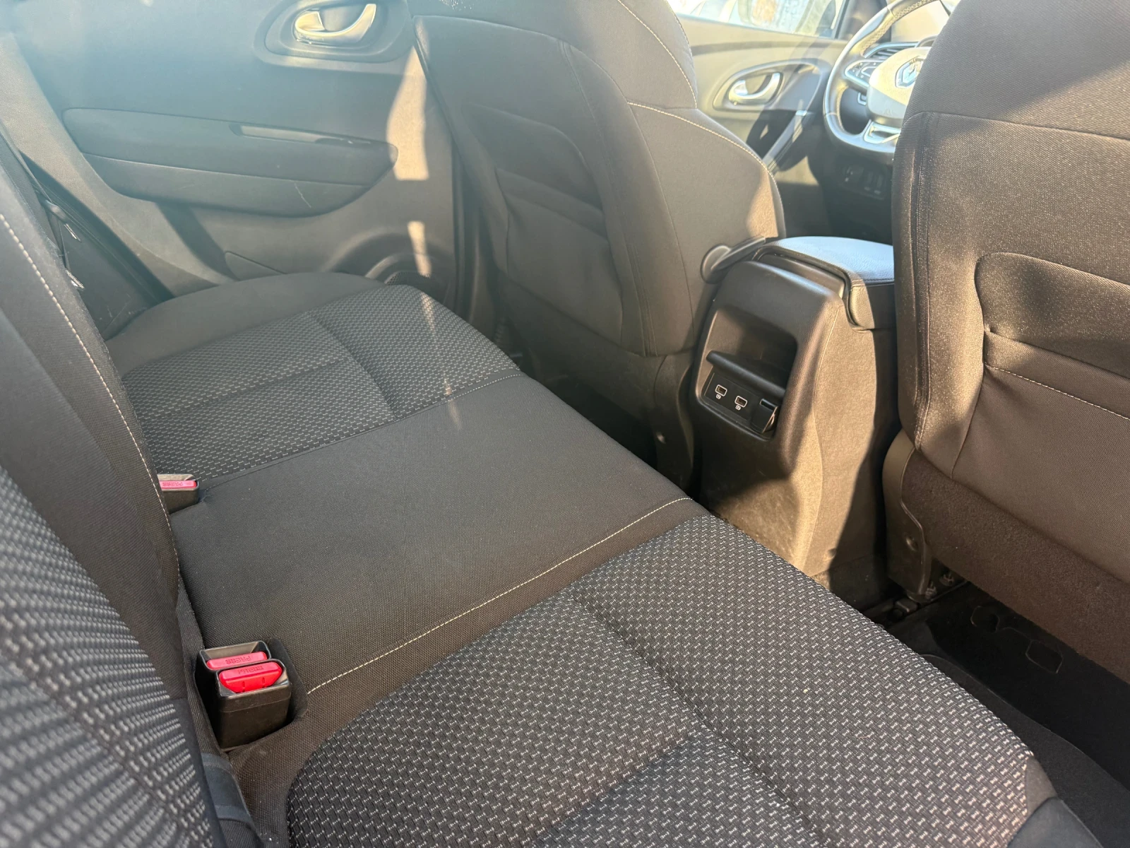 Renault Kadjar 1.5 DCI, Automatic, Keyless, Navi - изображение 7