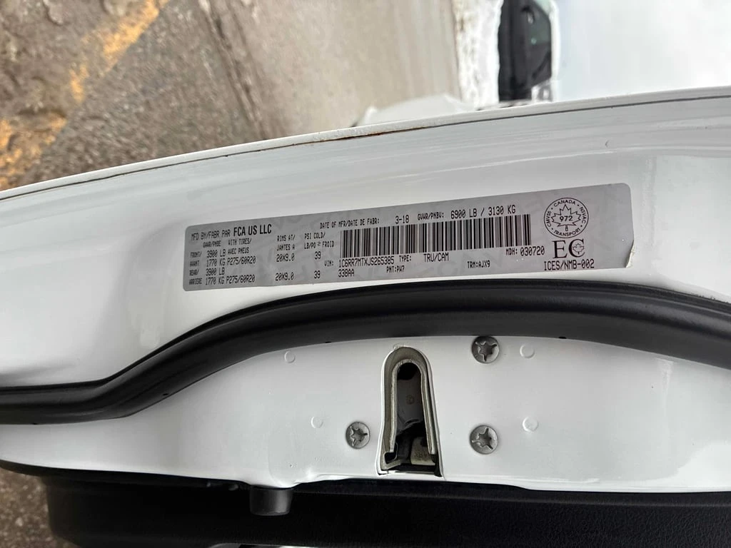 Dodge RAM 1500 * Sport * CARFAX * �����������  | Mobile.bg � ����������� 12