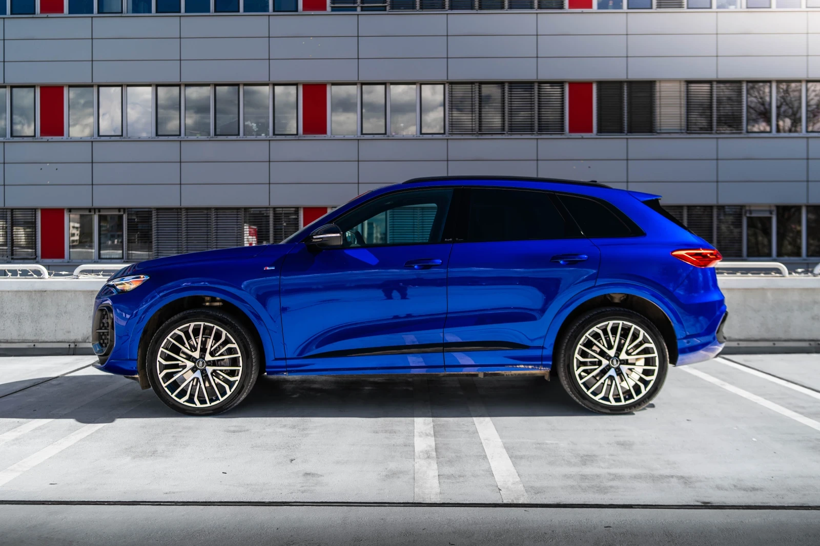 Audi Q5 QUATTRO КАТО НОВ! ГАРАНЦИЯ+ PPF, снимка 4 - Автомобили и джипове - 54110206