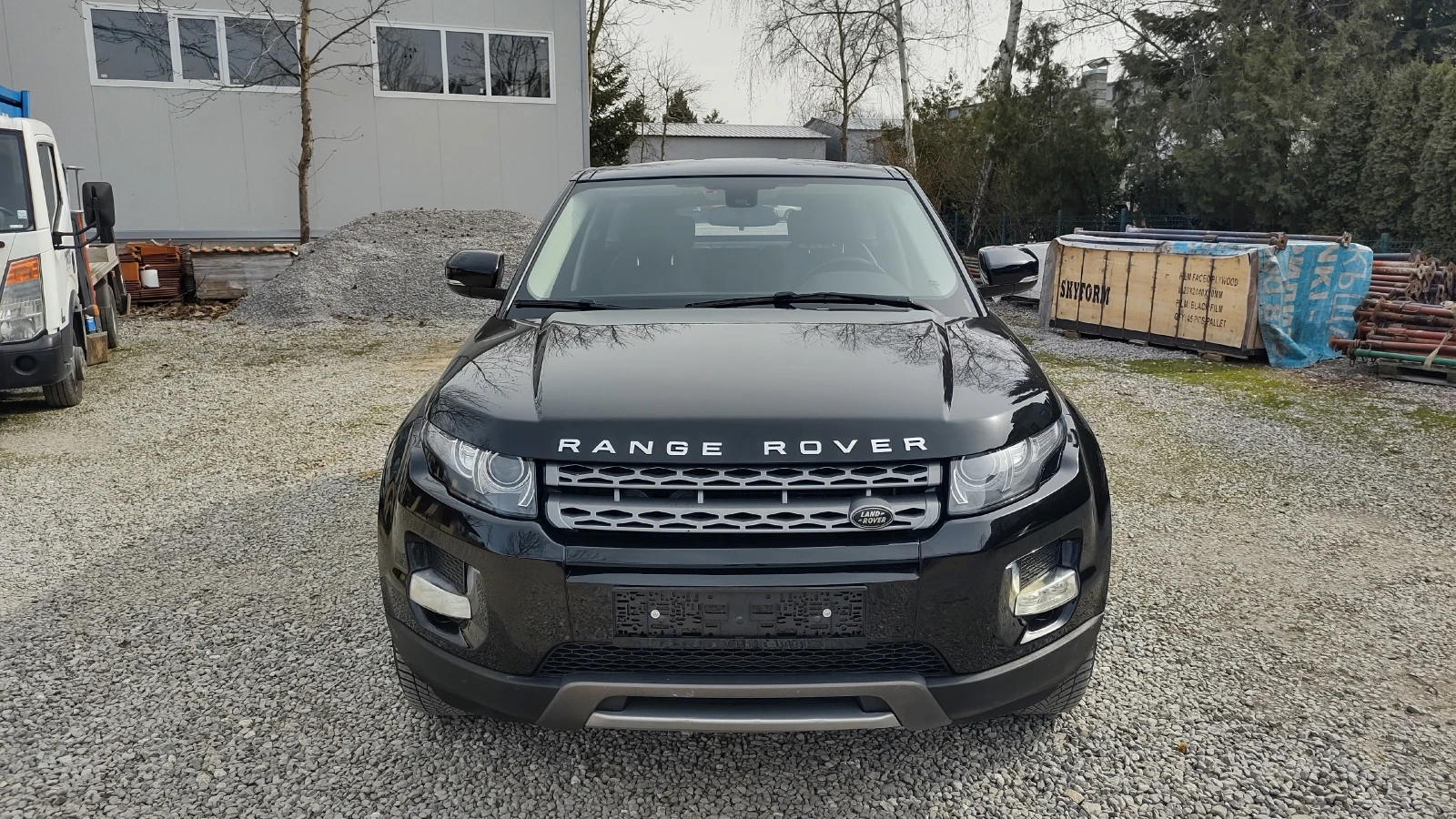 Land Rover Evoque Кожа/ 2.2d/150kc/Автом., снимка 2 - Автомобили и джипове - 54630671