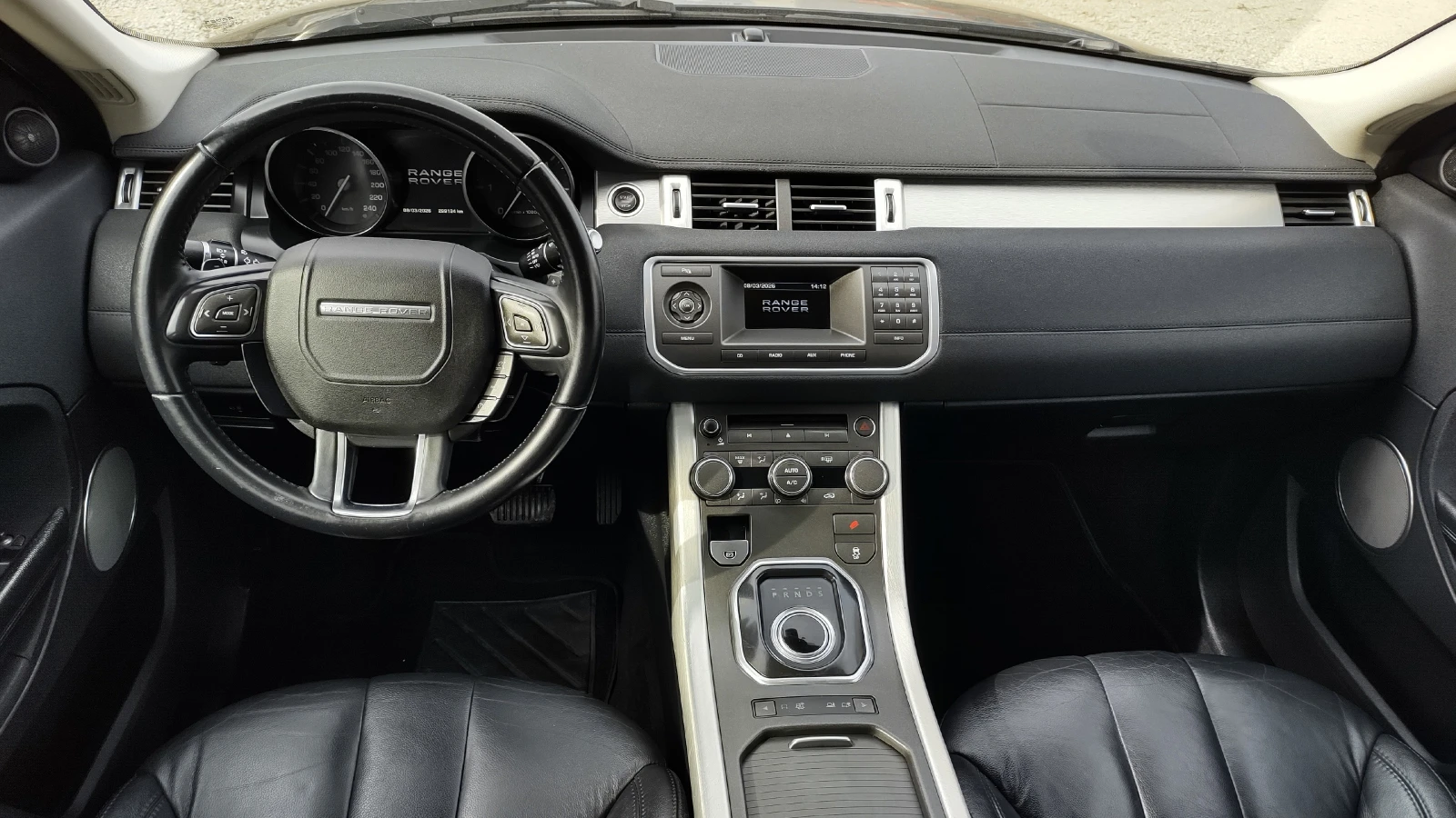Land Rover Evoque Кожа/ 2.2d/150kc/Автом., снимка 12 - Автомобили и джипове - 54630671