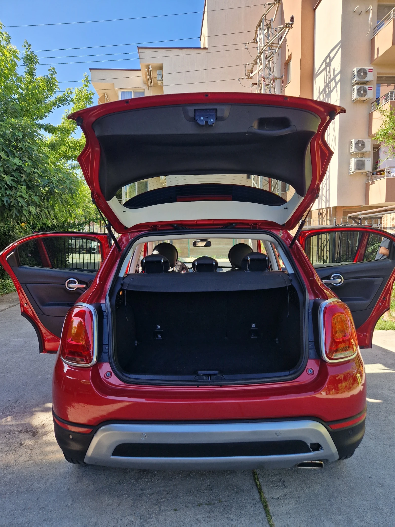 Fiat 500X 4x4 автоматик / кожа / сервизна история, снимка 10 - Автомобили и джипове - 54728023