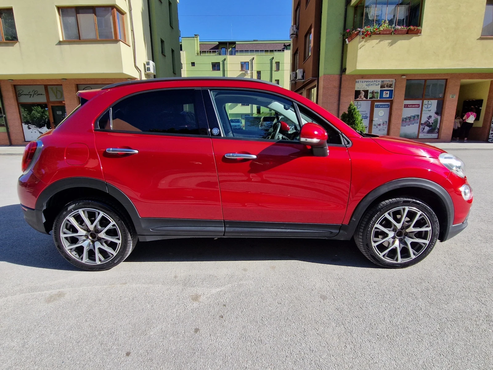 Fiat 500X 4x4 автоматик / кожа / сервизна история, снимка 2 - Автомобили и джипове - 54728023