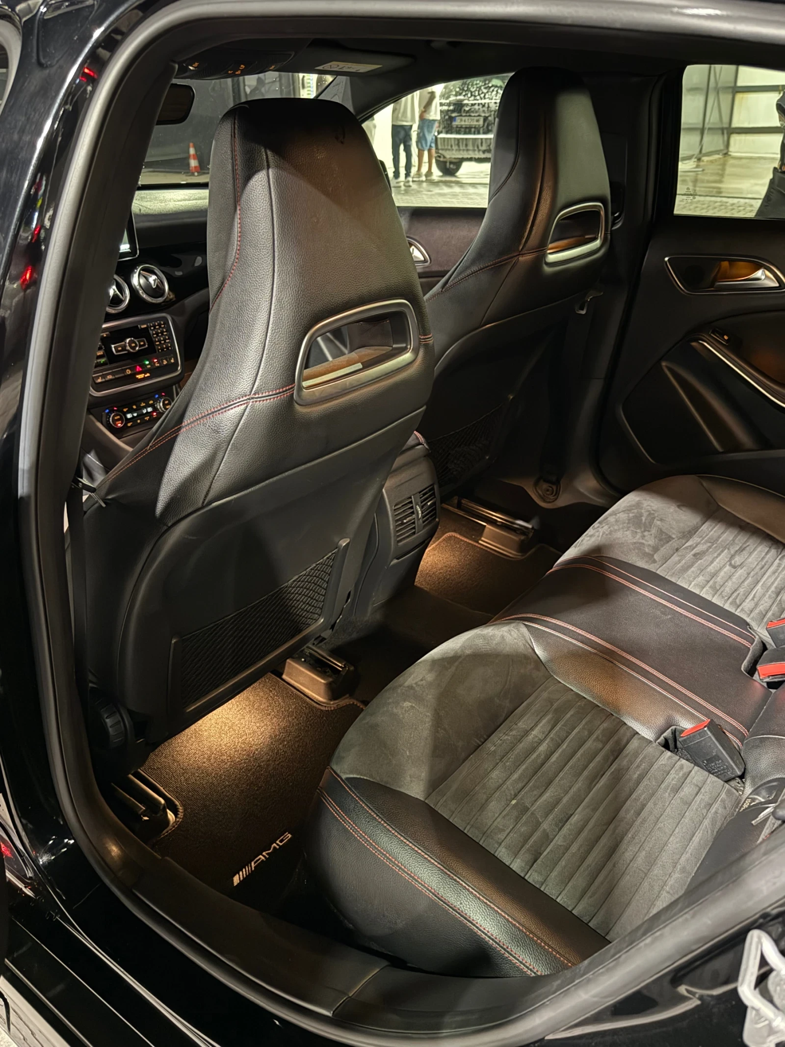Mercedes-Benz GLA 250, снимка 5 - Автомобили и джипове - 55064213