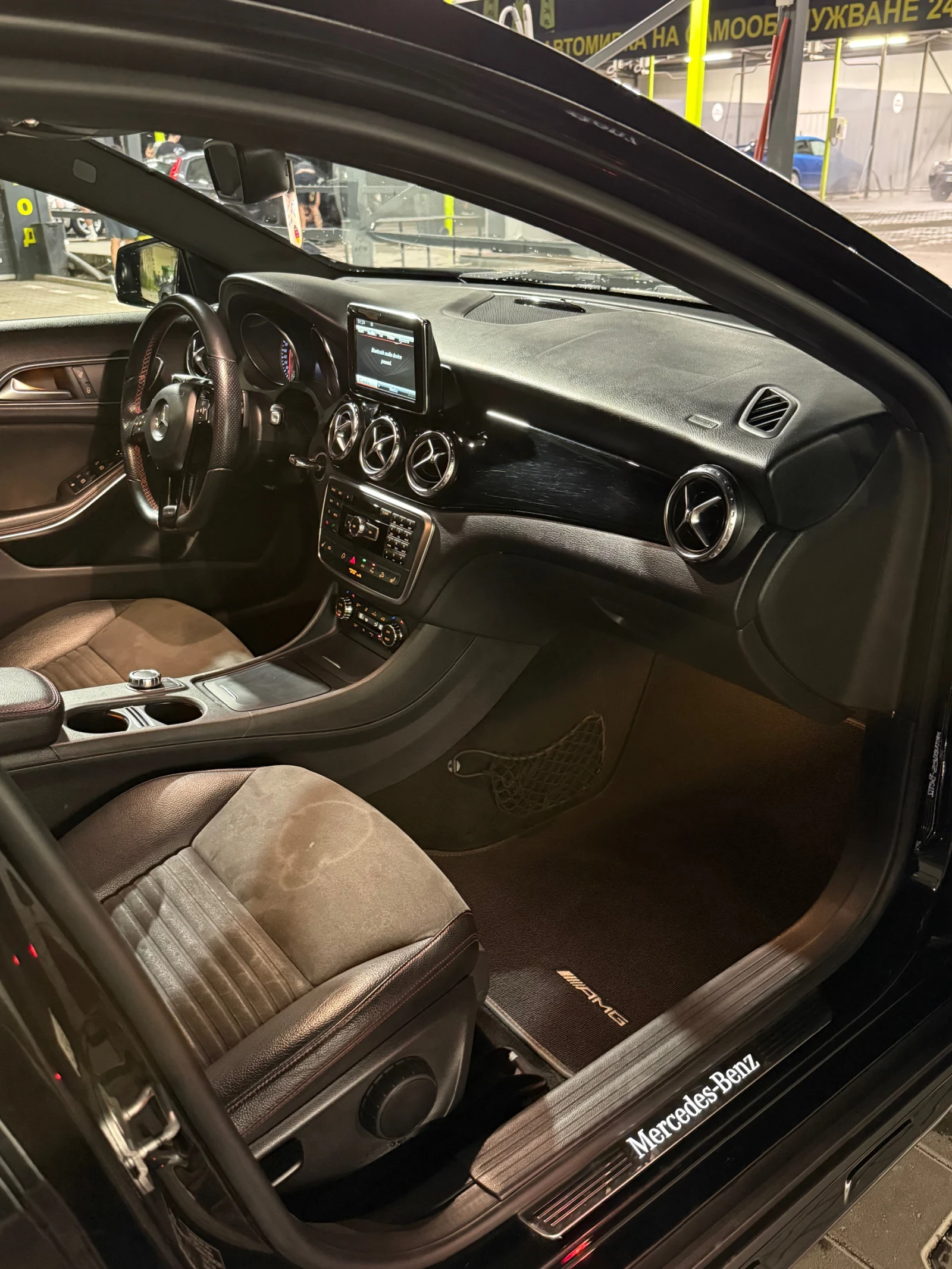 Mercedes-Benz GLA 250, снимка 7 - Автомобили и джипове - 55064213