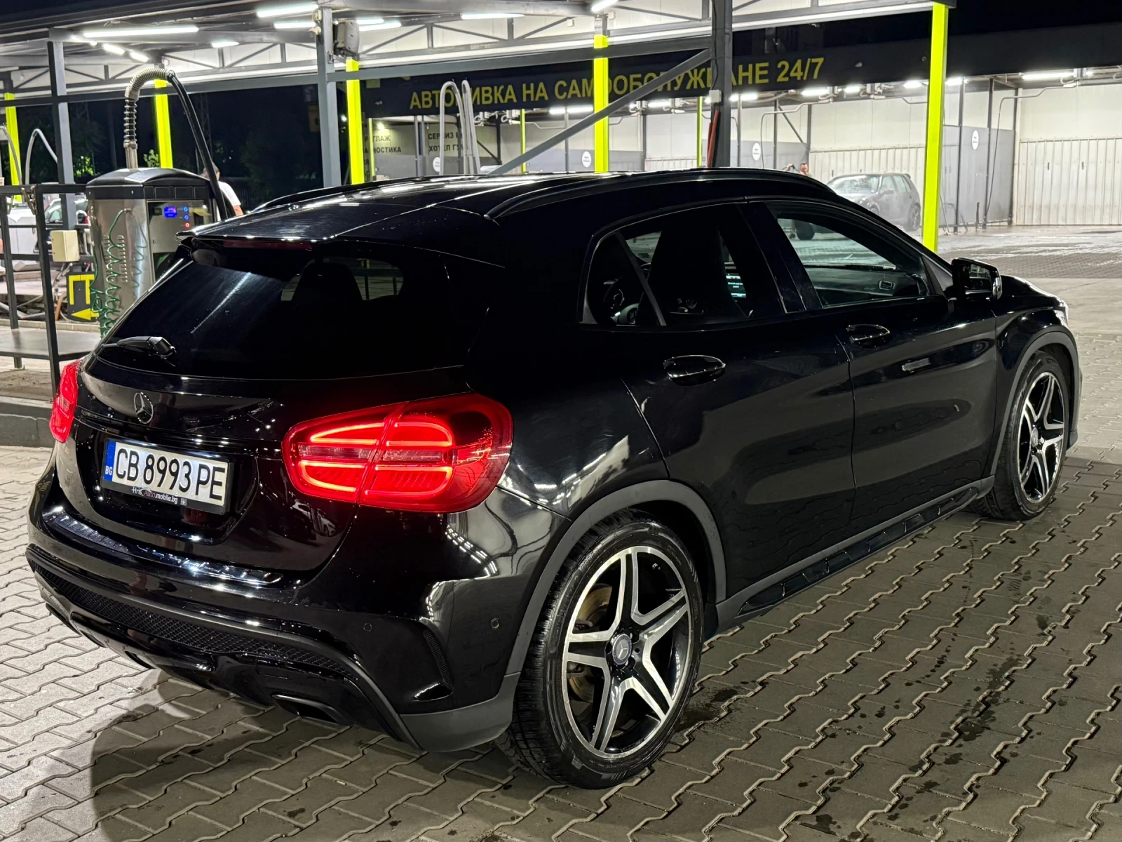 Mercedes-Benz GLA 250, снимка 3 - Автомобили и джипове - 55064213