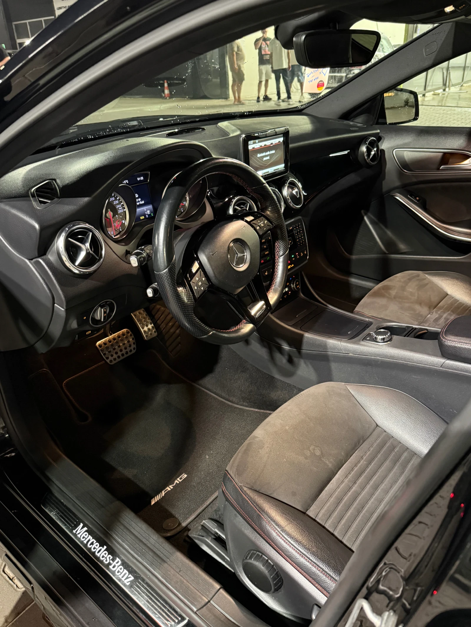 Mercedes-Benz GLA 250, снимка 2 - Автомобили и джипове - 55064213