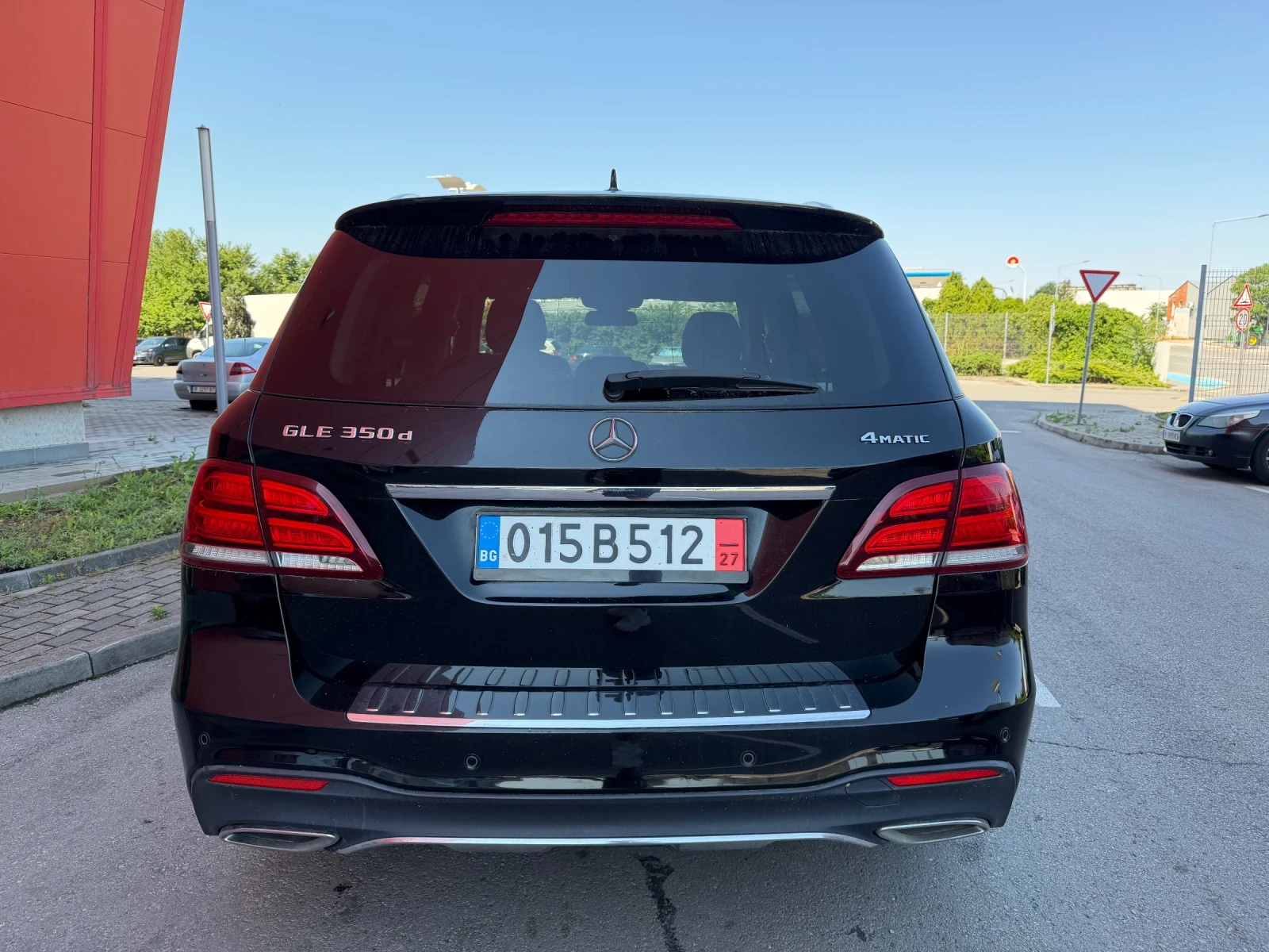 Mercedes-Benz GLE 350 AMG* 9G* LED* , снимка 6 - Автомобили и джипове - 55229619