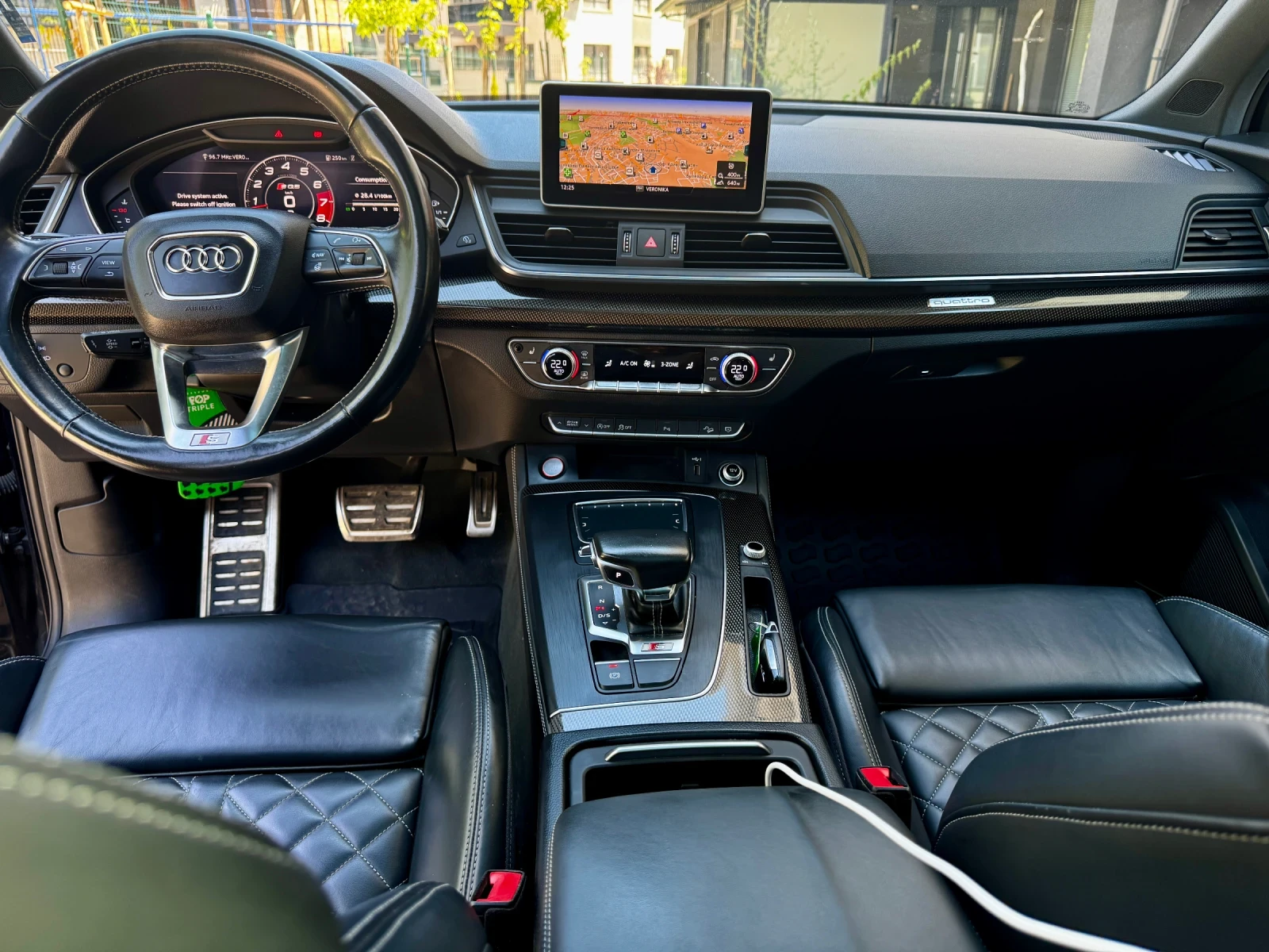 Audi SQ5 3.0 TFSI  / Панорама / 360 / B&O / Пълна история, снимка 7 - Автомобили и джипове - 55241426