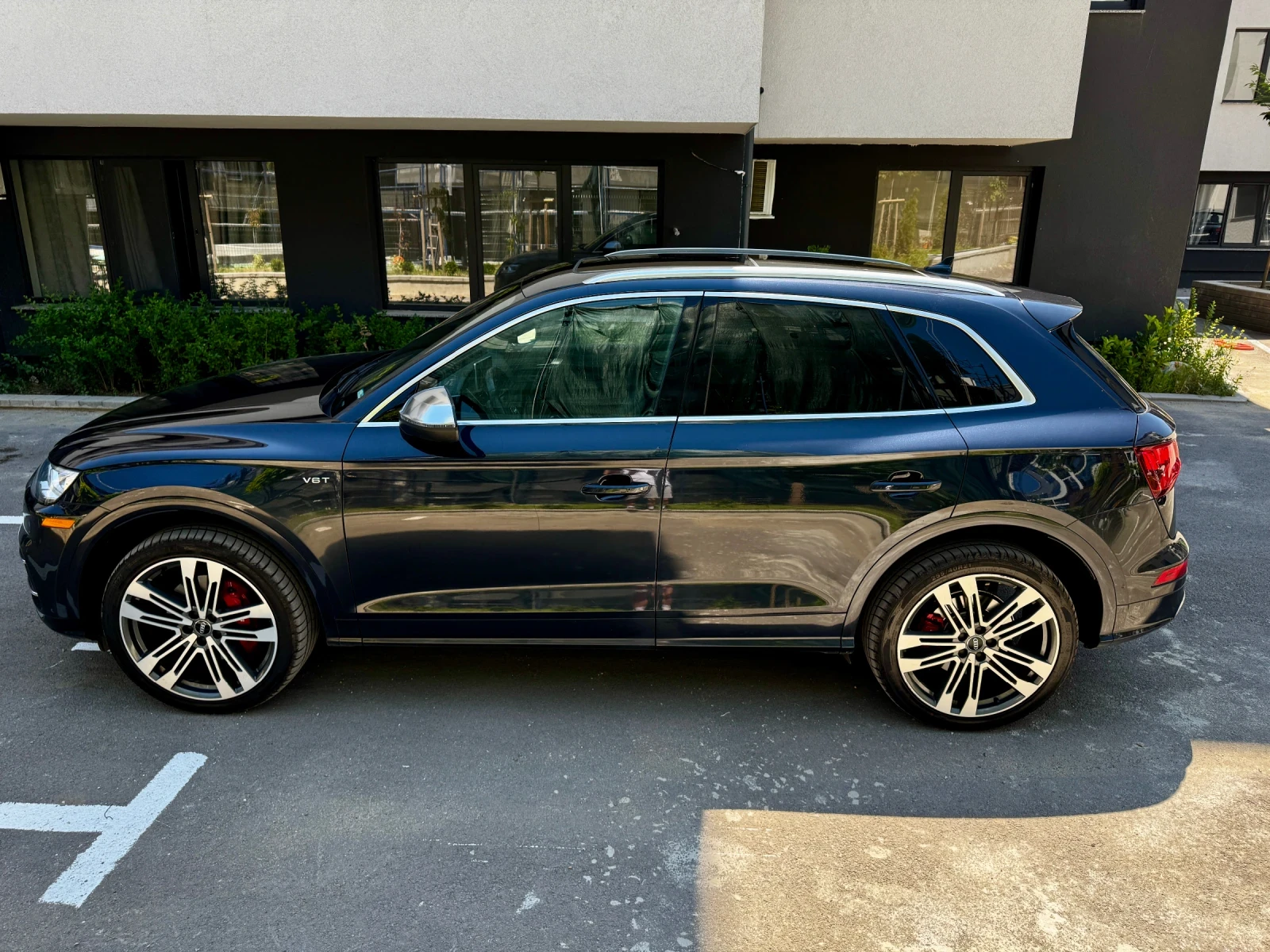 Audi SQ5 3.0 TFSI  / Панорама / 360 / B&O / Пълна история, снимка 3 - Автомобили и джипове - 55241426