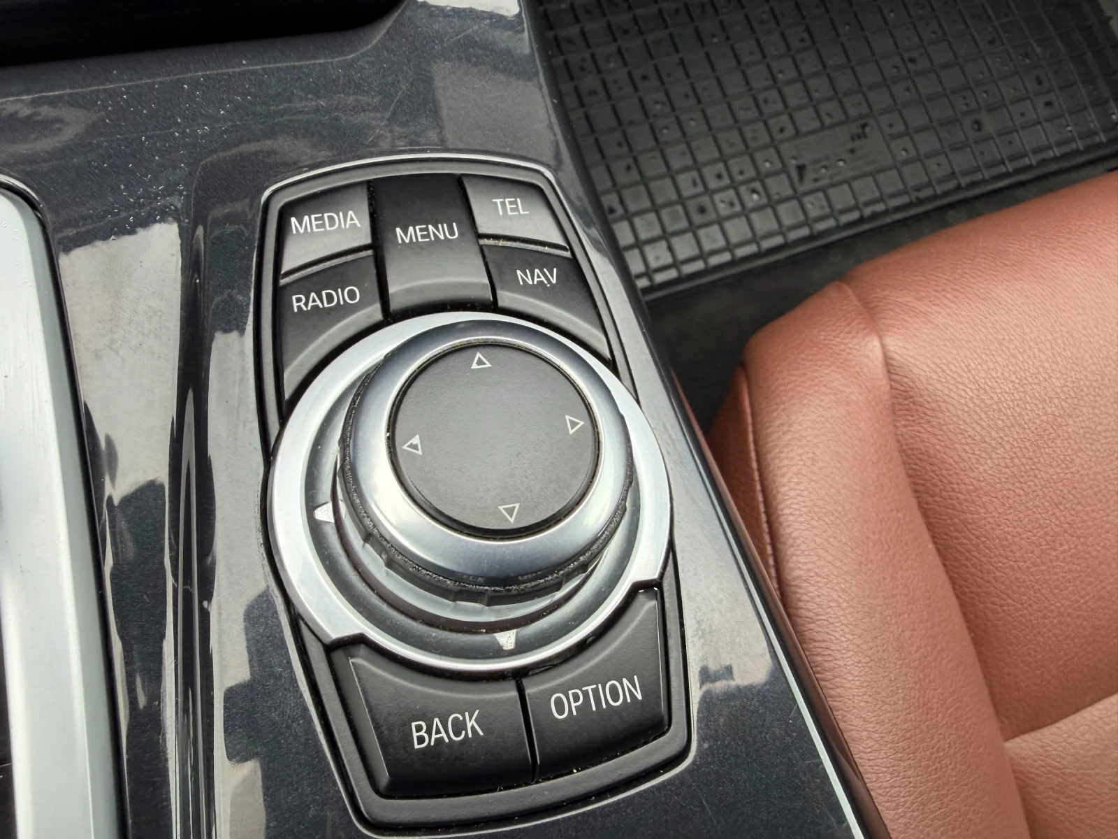 BMW 528 X DRIVE* REALNI KM* , снимка 13 - Автомобили и джипове - 55797311