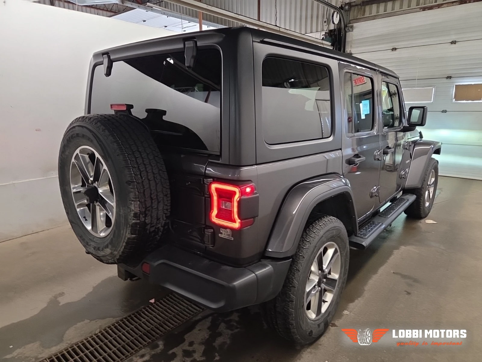 Jeep Wrangler, снимка 3 - Автомобили и джипове - 56102596