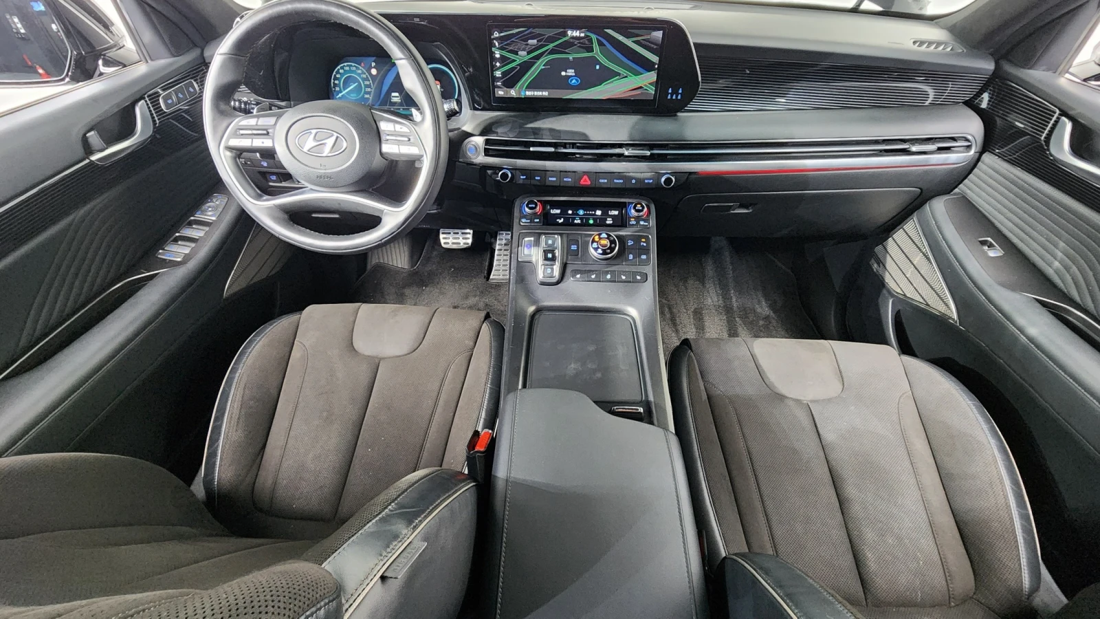 Hyundai Palisade 2024 3.8 AWD* Calligraphy Black Edition* FULL, снимка 6 - Автомобили и джипове - 56199381