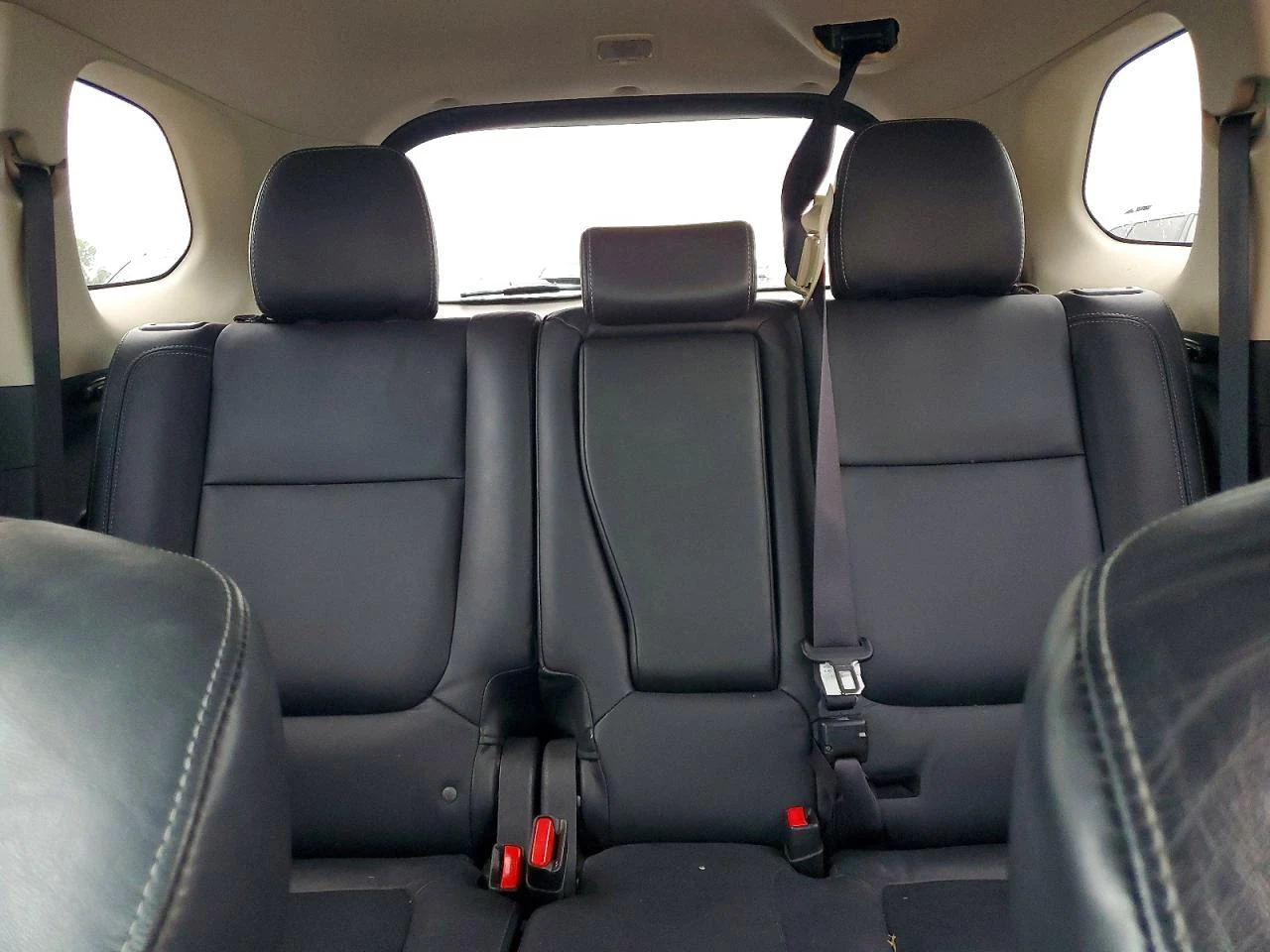 Mitsubishi Outlander 2.4l Se, снимка 10 - Автомобили и джипове - 56202875
