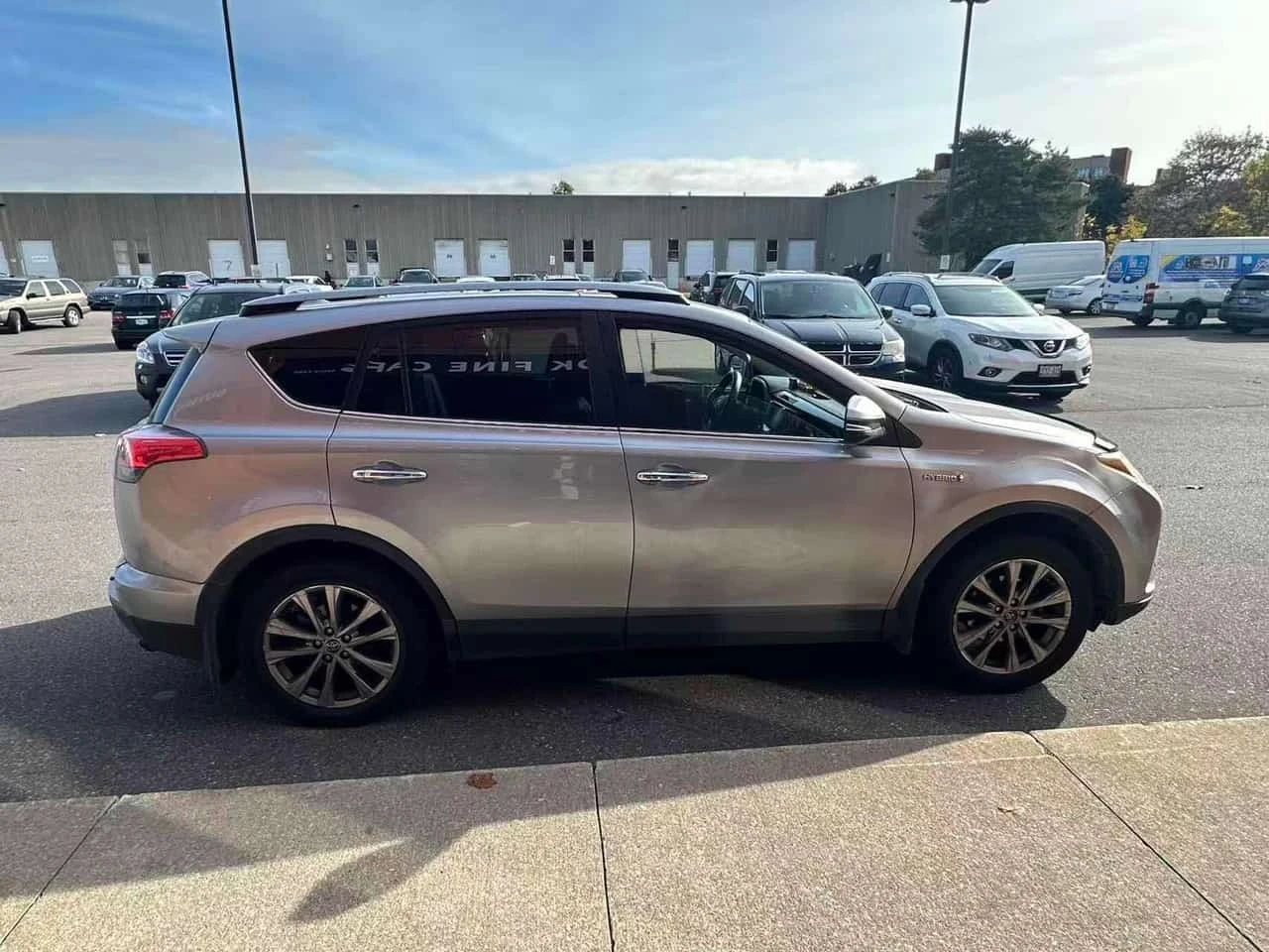 Toyota Rav4 * Hybrid Limited * CARFAX * ��� ������������ ����� | Mobile.bg � ����������� 3