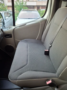 Opel Vivaro Топ състояние! Реални 270км, снимка 12