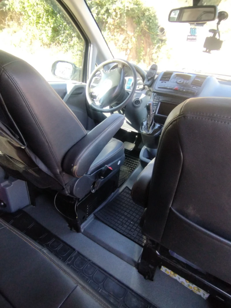 Mercedes-Benz Vito 3.0 V6 204 к.с, снимка 5 - Бусове и автобуси - 49508036