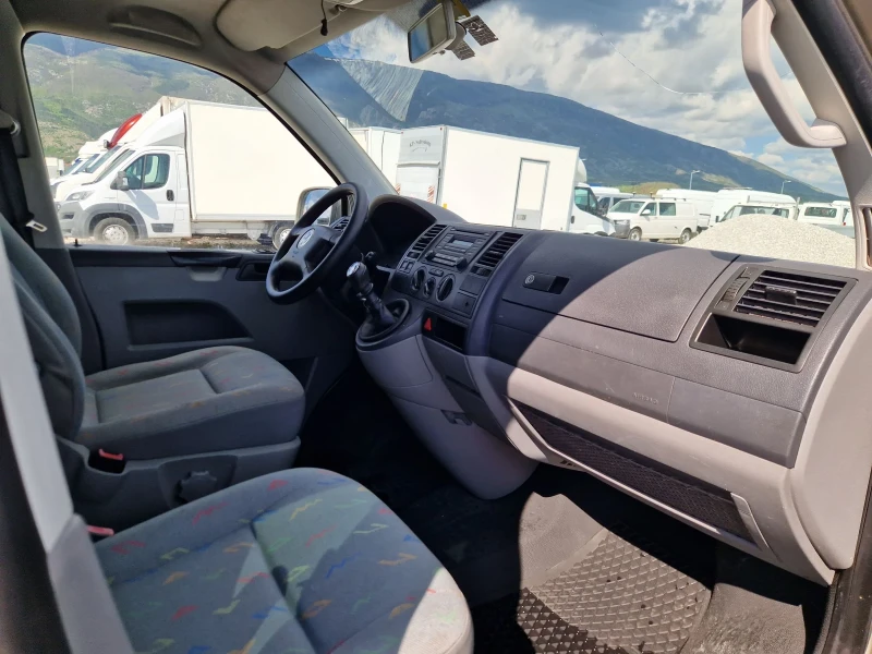 VW Transporter 5+ 1, снимка 6 - Бусове и автобуси - 50025579