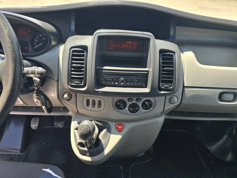 Renault Trafic 2.0D/КЛИМА/192хкм/2012/EUR5, снимка 10 - Бусове и автобуси - 50504422