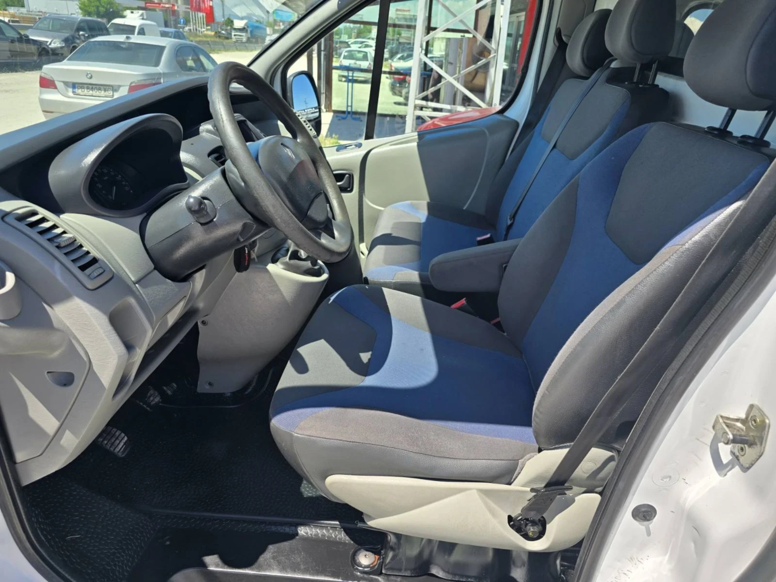 Renault Trafic 2.0dci/КЛИМА/190хкм/EUR5 - изображение 7