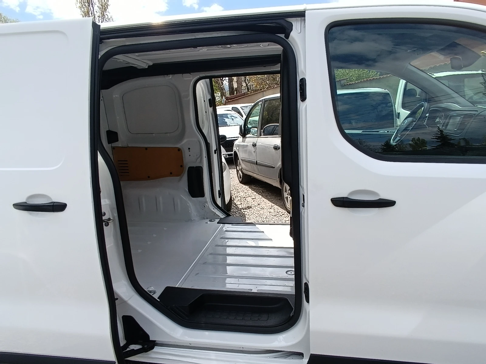 Toyota Proace 1.6D 116k.c ������ ���� -������ | Mobile.bg � ����������� 9