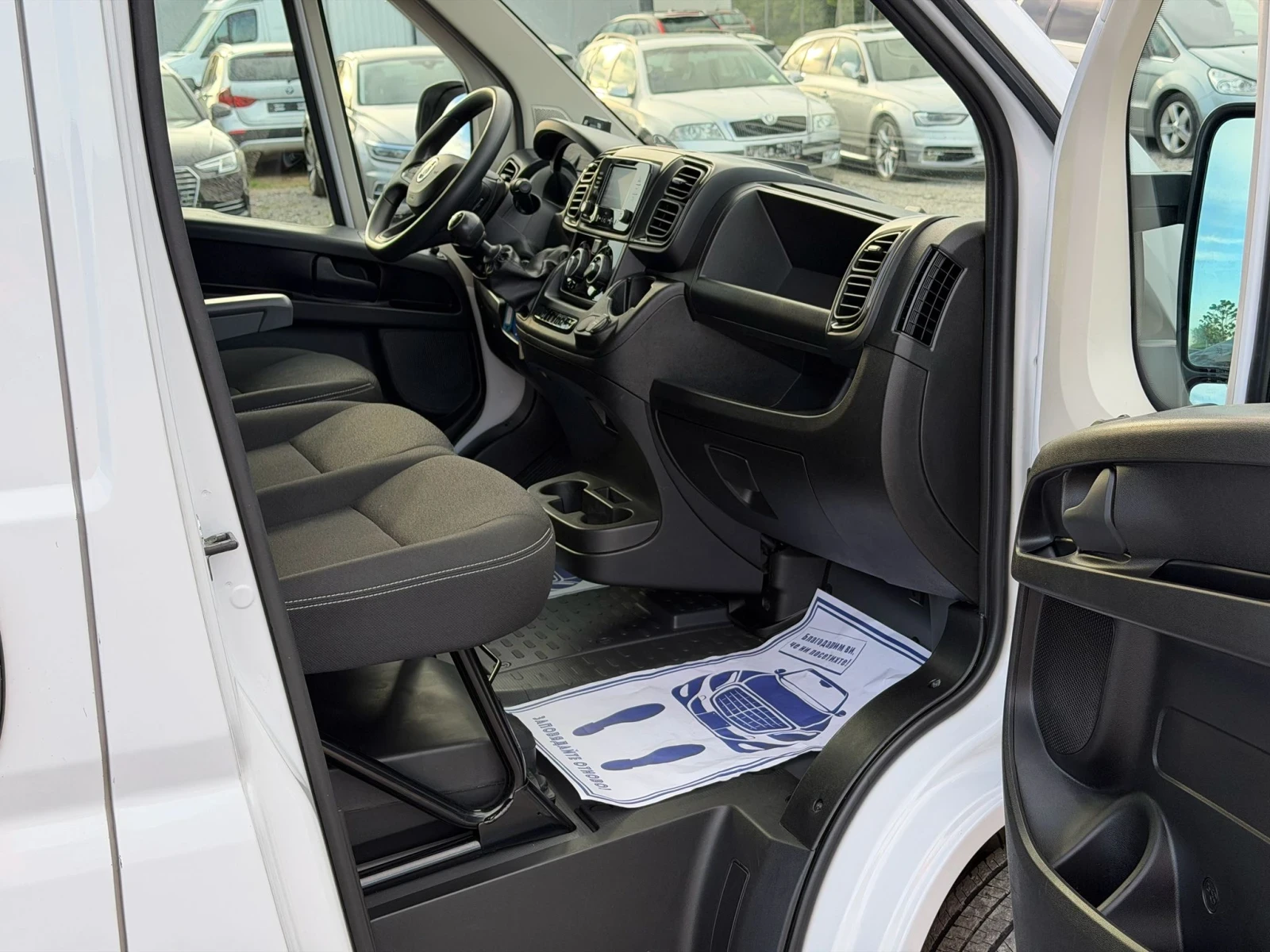 Fiat Ducato 2.2 D - 140к.c * ХЛАДИЛЕН O С + 30 C* * Като нов* , снимка 12 - Бусове и автобуси - 54544323