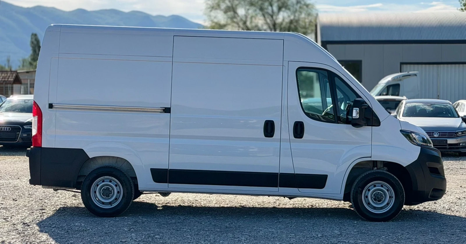 Fiat Ducato 2.2 D - 140к.c * ХЛАДИЛЕН O С + 30 C* * Като нов* , снимка 5 - Бусове и автобуси - 54544323