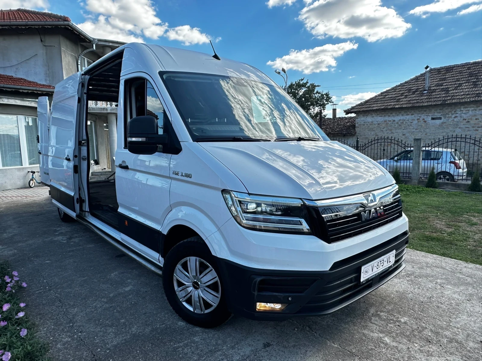 Man TGE TGE 3.180 MAXI, снимка 4 - Бусове и автобуси - 56348525