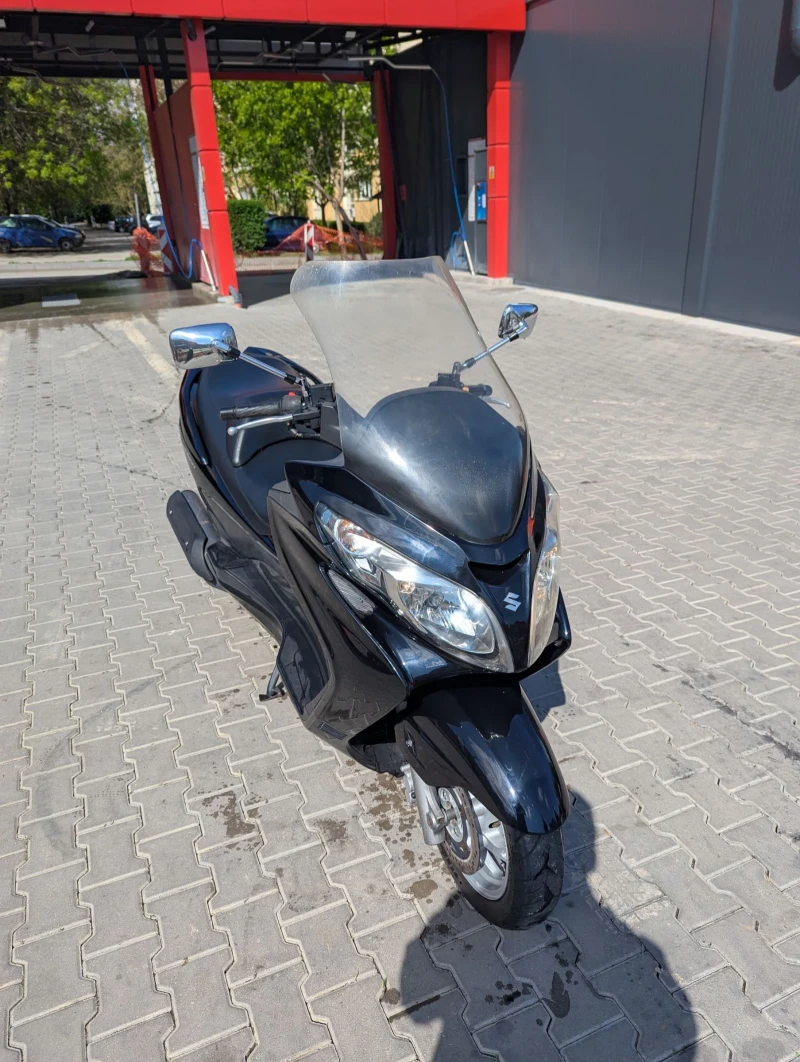 Suzuki Burgman 400