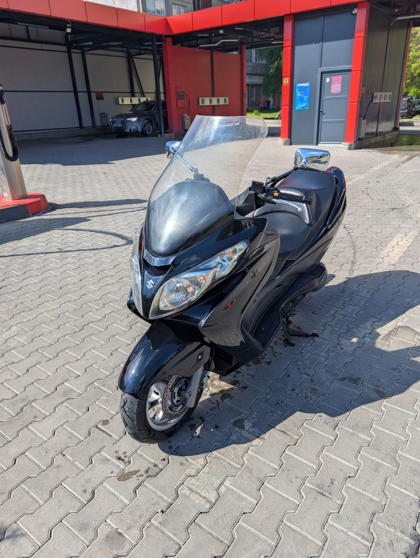 Suzuki Burgman 400 - изображение 2