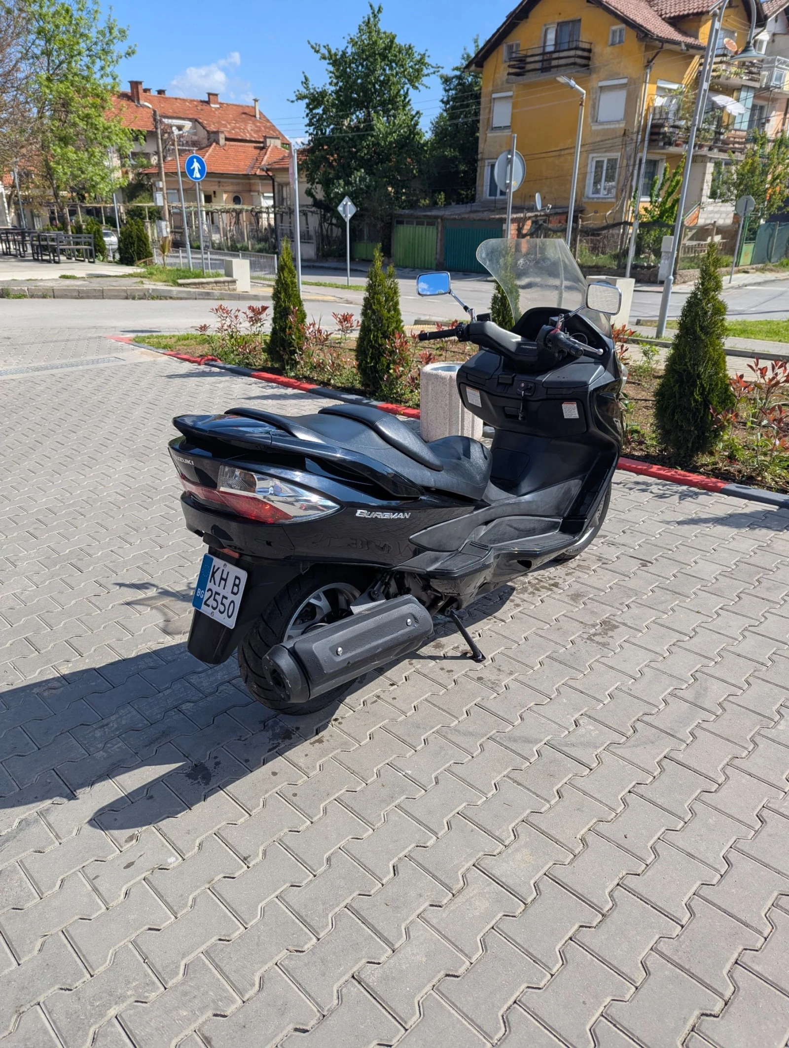 Suzuki Burgman 400 - изображение 6