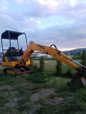 Багер JCB 8015, снимка 1