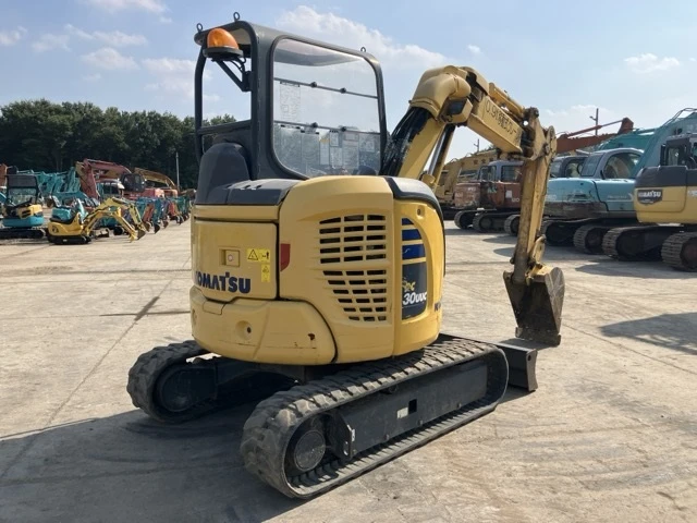 Багер Komatsu PC30UUC / ПЕРФЕКТЕН / ОЧАКВАН ВНОС - изображение 3
