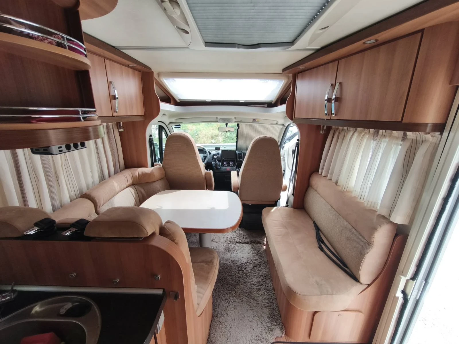 Кемпер HYMER / ERIBA 695 CL, снимка 13 - Каравани и кемпери - 53481685