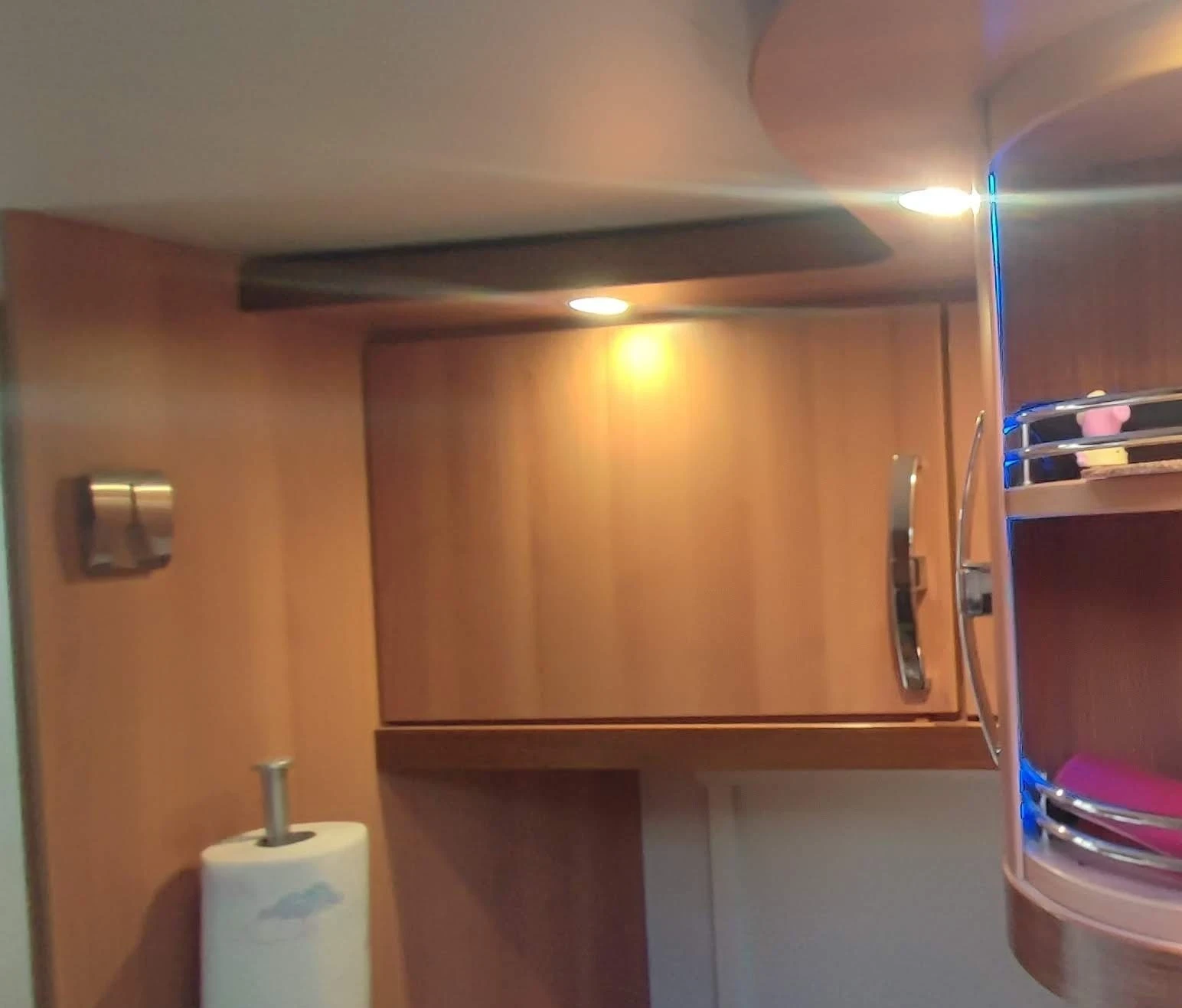 Кемпер HYMER / ERIBA 695 CL, снимка 12 - Каравани и кемпери - 54755782