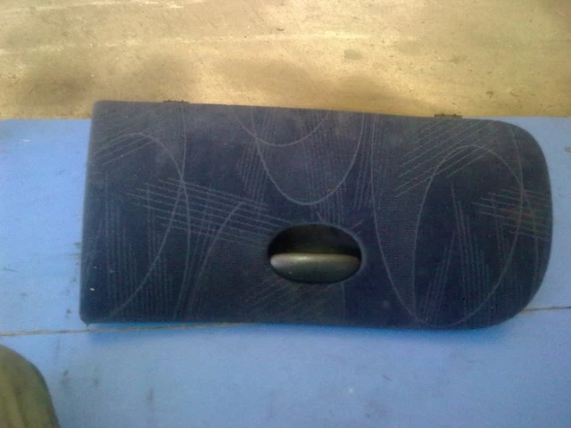 жабка за Пежо 206 1.4i 03г. , снимка 1 - Части - 49081187