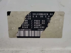 VW Jetta  HIGHLINE| PANORAMA| ОБДУХВАНЕ| CARFAX, снимка 16