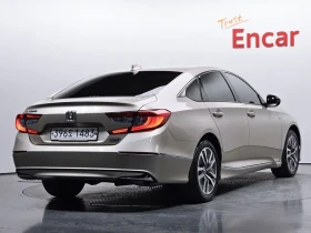 Honda Accord 10Th Generation 2.0 Hybrid Touring, снимка 2