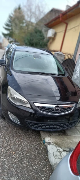 Обява за продажба на Opel Astra 1.7cdti .sportturer ~7 950 лв. - изображение 1