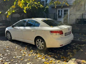 Toyota Avensis 2.2 D-CAT Автомат Нави седан  - 10660 лв. / 5450.37 € - 79954917 6