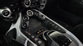 Aston Martin V8 Vantage | Mobile.bg � ����� ������ 9