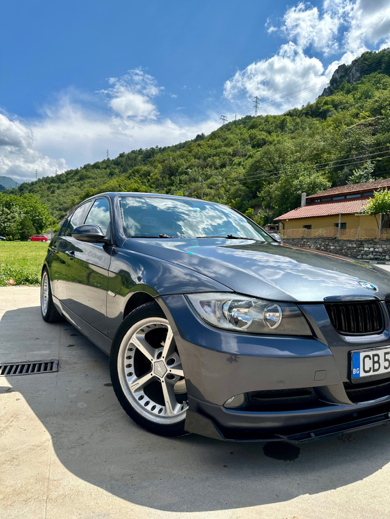 BMW 320, снимка 1 - Автомобили и джипове - 45906739