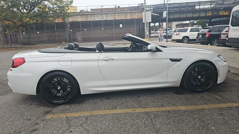 BMW M6 Convertible, снимка 2 - Автомобили и джипове - 47428279