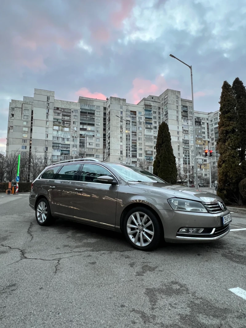 VW Passat 2.0 TDI, снимка 5 - Автомобили и джипове - 48486358