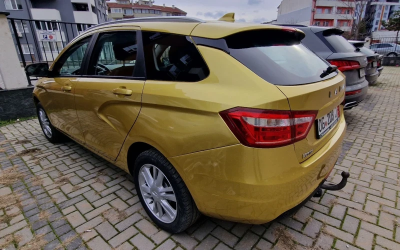 Lada Vesta, снимка 6 - Автомобили и джипове - 48630747