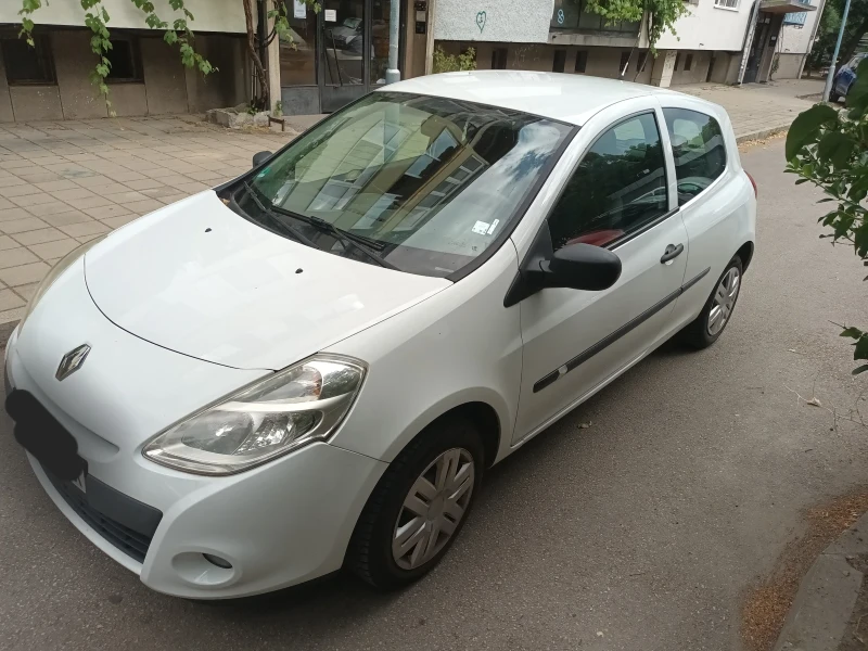 Renault Clio, снимка 3 - Автомобили и джипове - 49049509