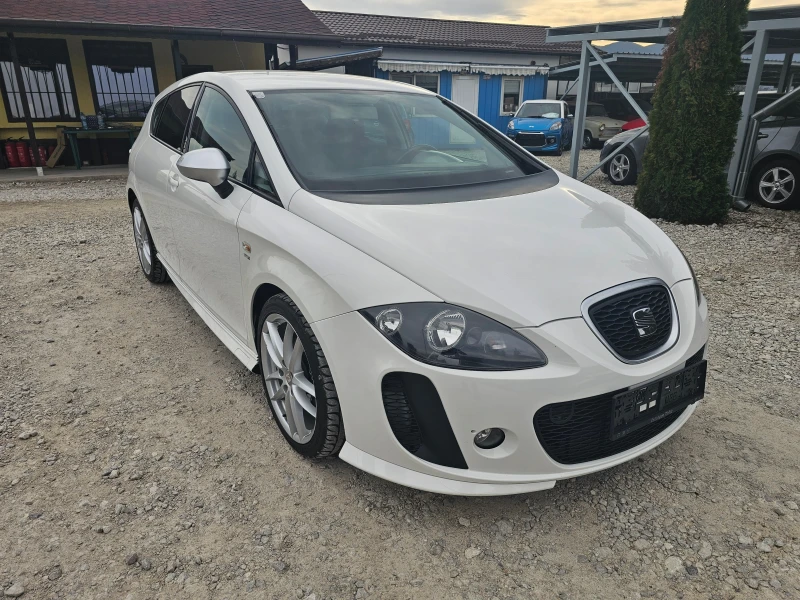 Seat Leon 1.4i КЛИМАТИК РЕАЛНИ КИЛОМЕТРИ, снимка 7 - Автомобили и джипове - 49449045