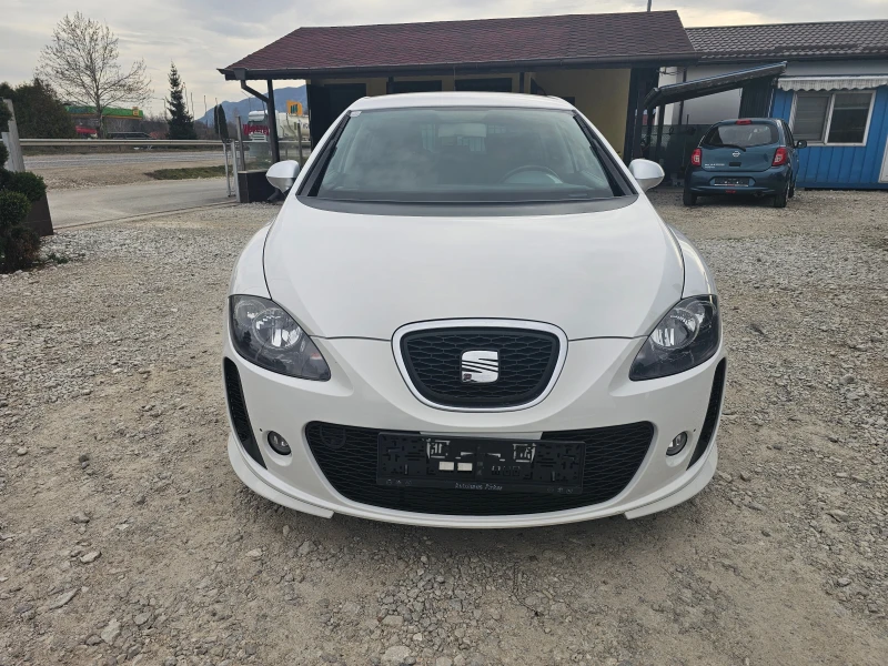 Seat Leon 1.4i КЛИМАТИК РЕАЛНИ КИЛОМЕТРИ, снимка 8 - Автомобили и джипове - 49449045