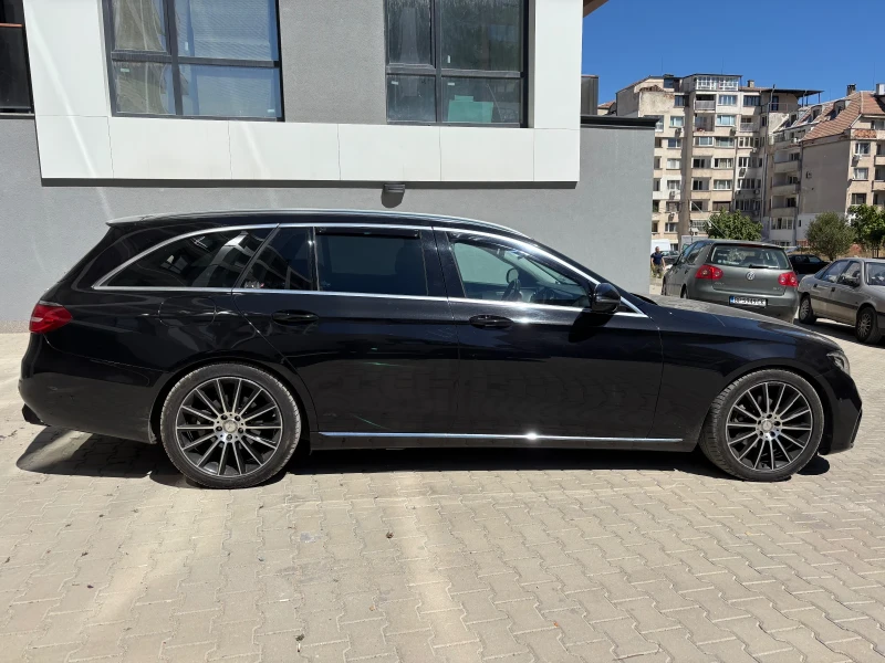 Mercedes-Benz E 220 AMG line, снимка 5 - Автомобили и джипове - 51511960