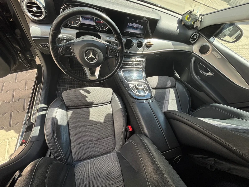Mercedes-Benz E 220 AMG line, снимка 7 - Автомобили и джипове - 51511960